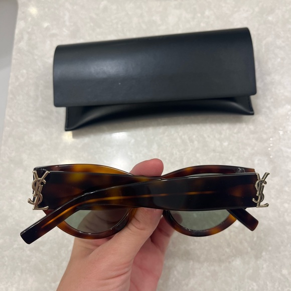 Saint Laurent tortoise ml94 sunglasses - Picture 5 of 6